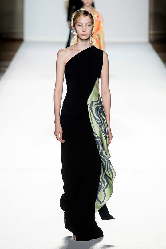 Runway-Bild der Dries Van Noten Frühjahr/Sommer 2018 Show in Paris