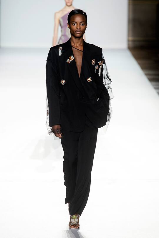 Runway-Bild der Dries Van Noten Frühjahr/Sommer 2018 Show in Paris