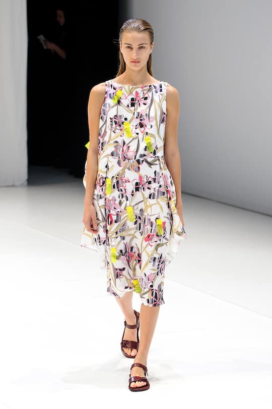 Die Runway-Bilder der Hussein Chalayan SS18 Show in London