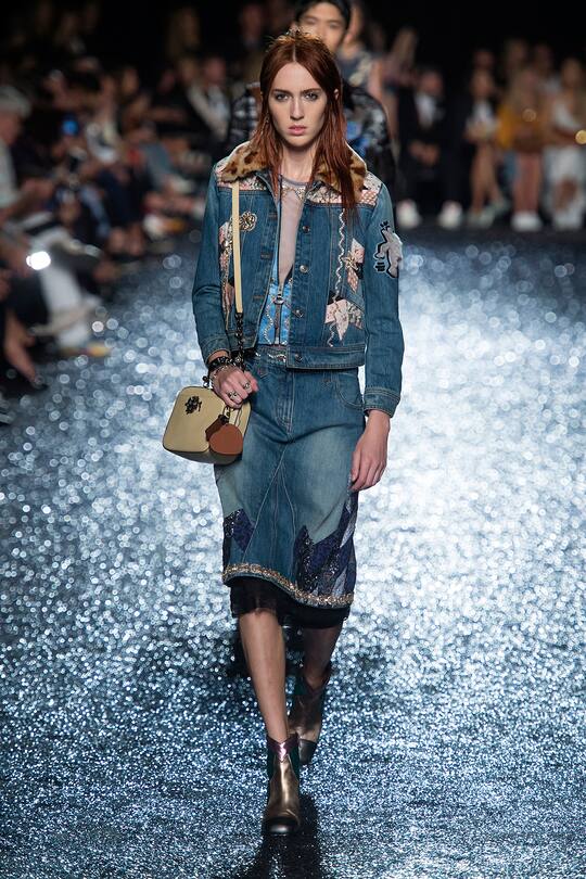 Runaway-Bild der Coach SS18 Show in New York