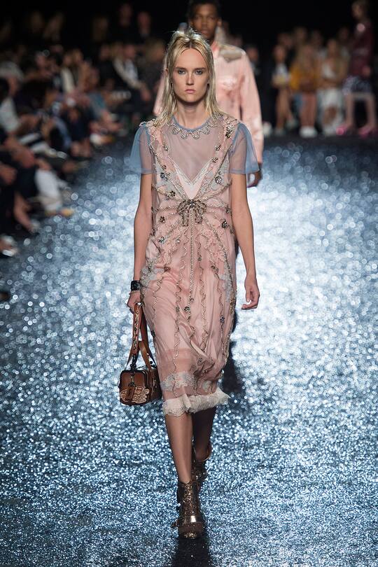 Runaway-Bild der Coach SS18 Show in New York