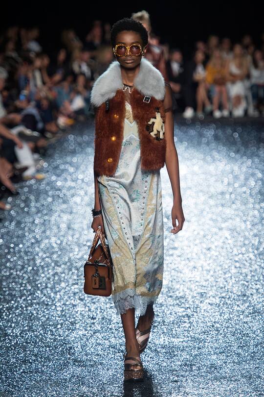 Runaway-Bild der Coach SS18 Show in New York