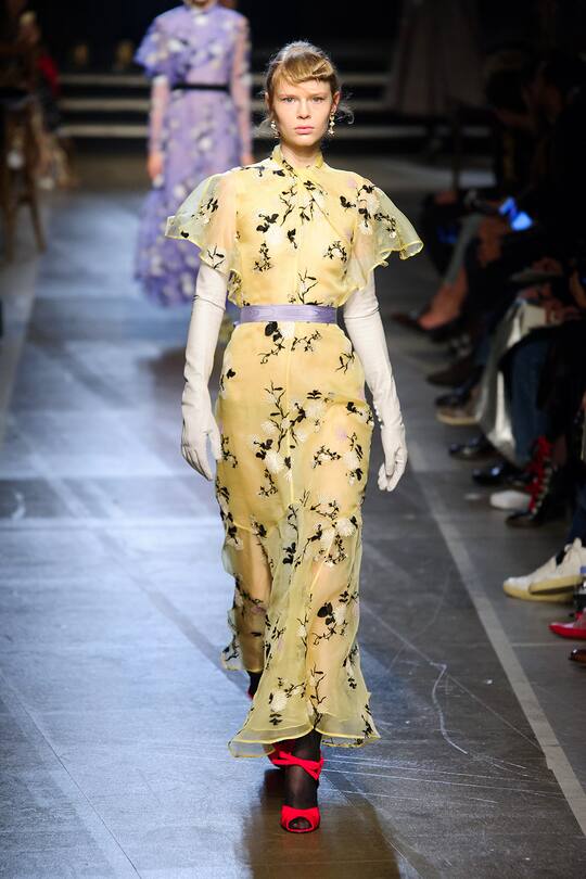 Runway-Bild der Erdem SS18 Show in London