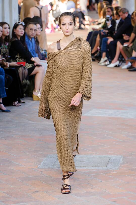 Runway-Bild der Alberta Ferretti Frühjahr/Sommer 2018 Show in Mailand