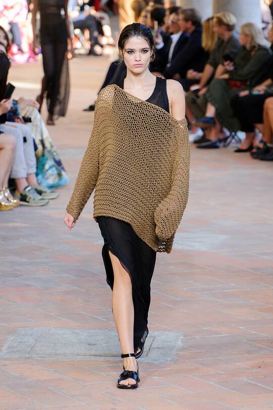 Runway-Bild der Alberta Ferretti Frühjahr/Sommer 2018 Show in Mailand