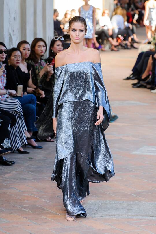 Runway-Bild der Alberta Ferretti Frühjahr/Sommer 2018 Show in Mailand