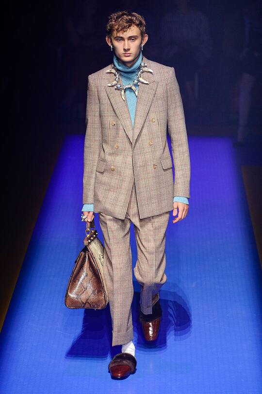 Runway-Bild der Gucci Frühjahr/Sommer 2018 Kollektion aus Mailand