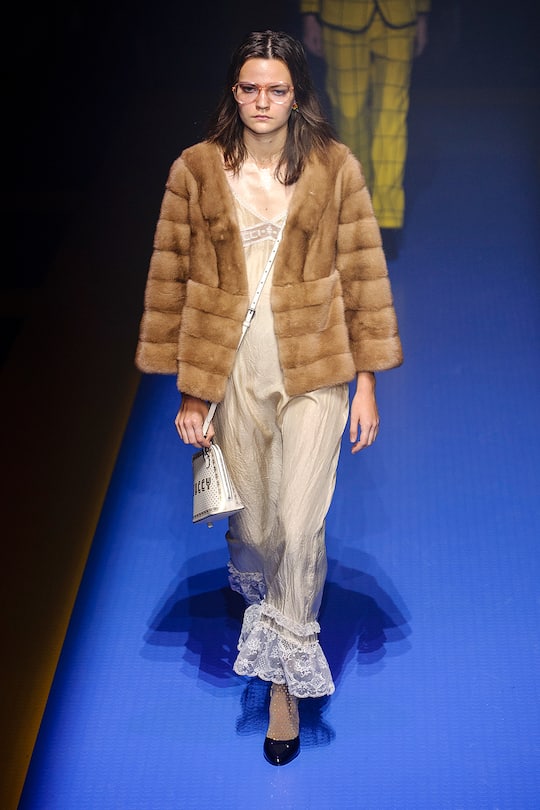Runway-Bild der Gucci Frühjahr/Sommer 2018 Kollektion aus Mailand