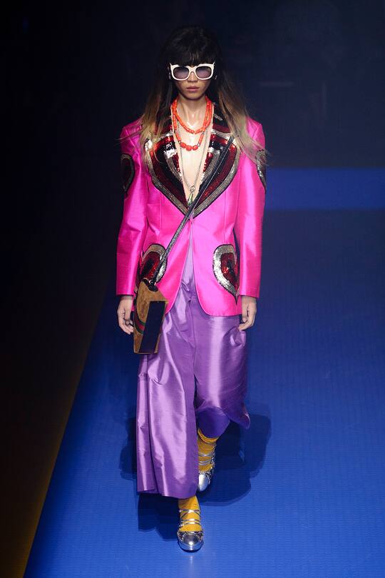 Runway-Bild der Gucci Frühjahr/Sommer 2018 Kollektion aus Mailand