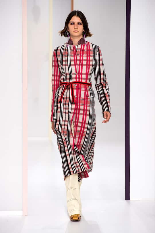 Runway-Bild der Hermès Frühjahr/Sommer 2018 Show in Paris