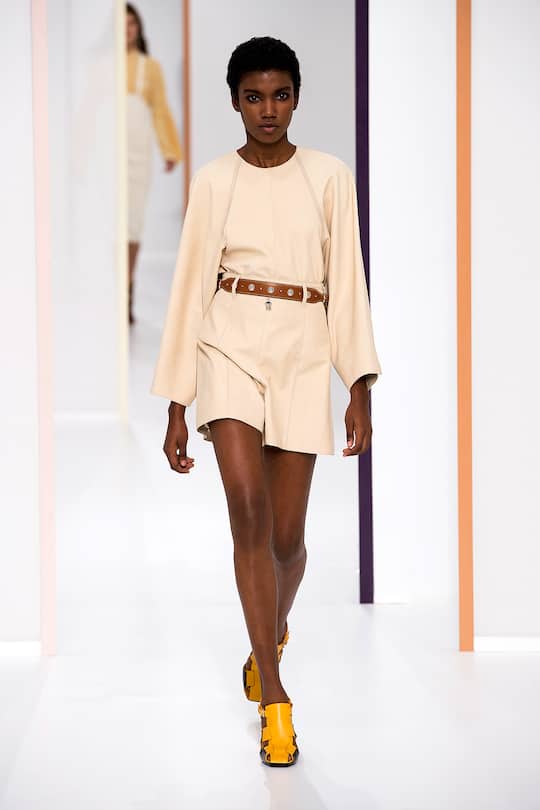 Runway-Bild der Hermès Frühjahr/Sommer 2018 Show in Paris