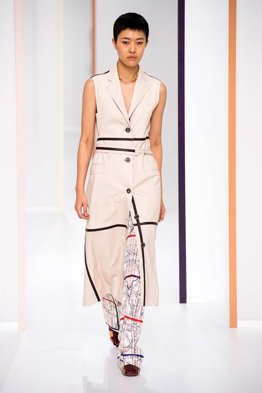 Runway-Bild der Hermès Frühjahr/Sommer 2018 Show in Paris