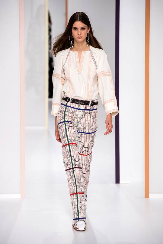 Runway-Bild der Hermès Frühjahr/Sommer 2018 Show in Paris