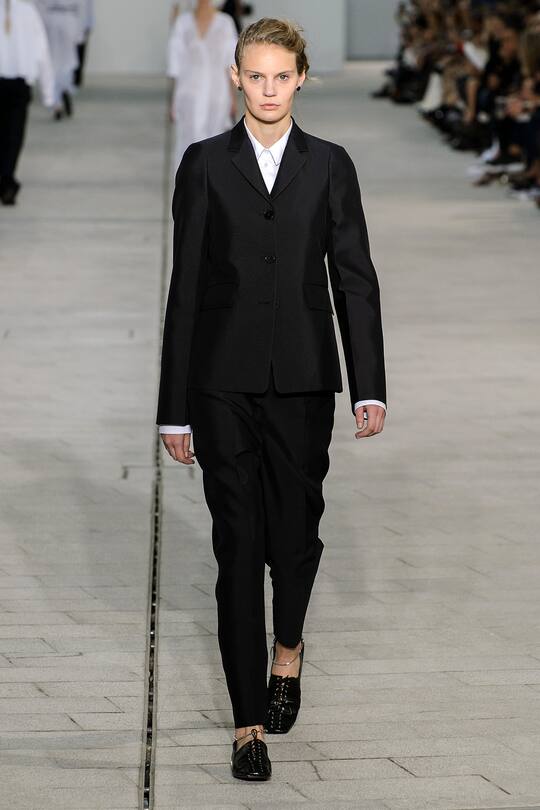 Runway-Bild der Jil Sander Frühjahr/Sommer 2018 Show in Mailand