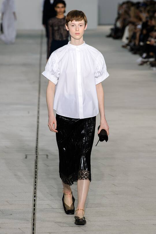 Runway-Bild der Jil Sander Frühjahr/Sommer 2018 Show in Mailand