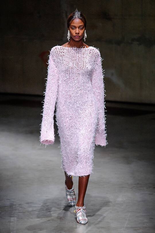 Runway-Bild der Christopher Kane SS18 Show in London