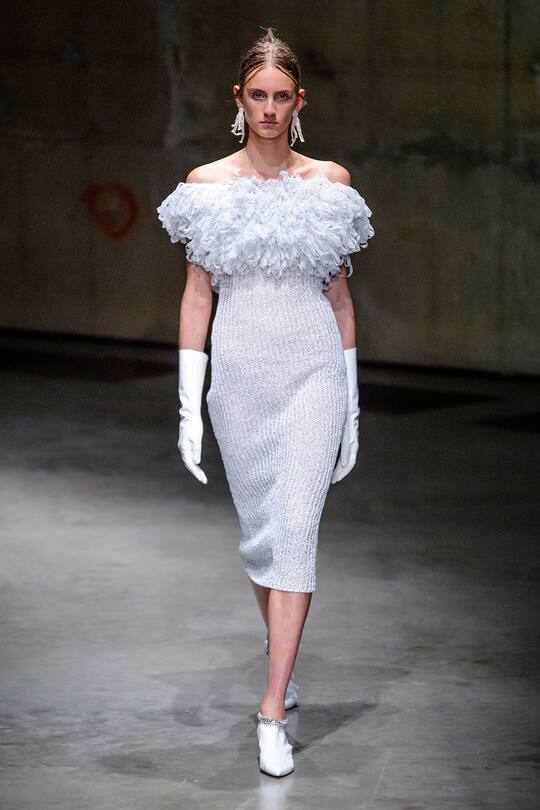 Runway-Bild der Christopher Kane SS18 Show in London