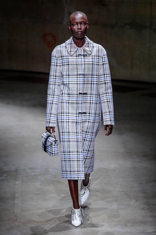 Runway-Bild der Christopher Kane SS18 Show in London