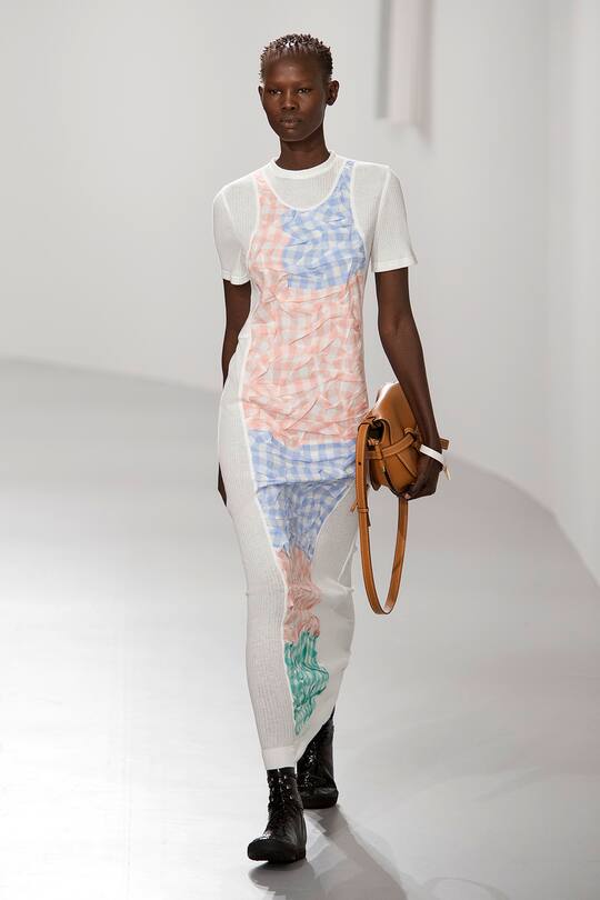 Look von der Loewe Frühjahr/Sommer 2018 Show in Paris