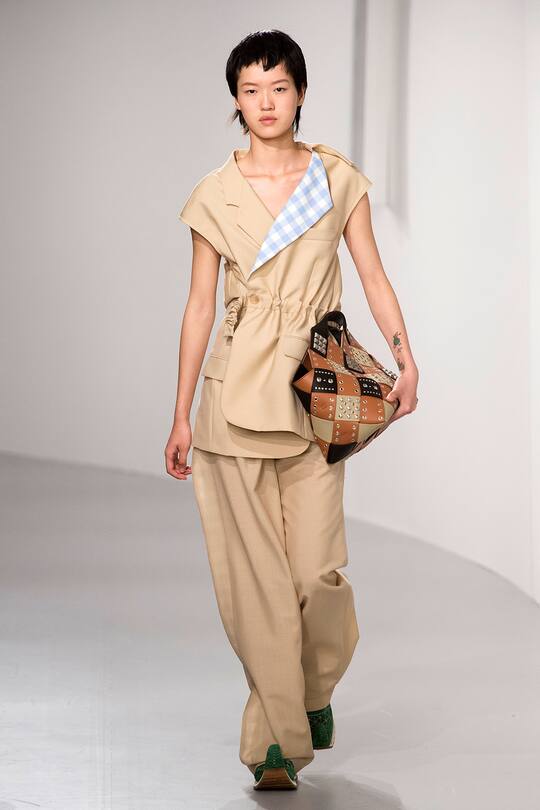 Look von der Loewe Frühjahr/Sommer 2018 Show in Paris