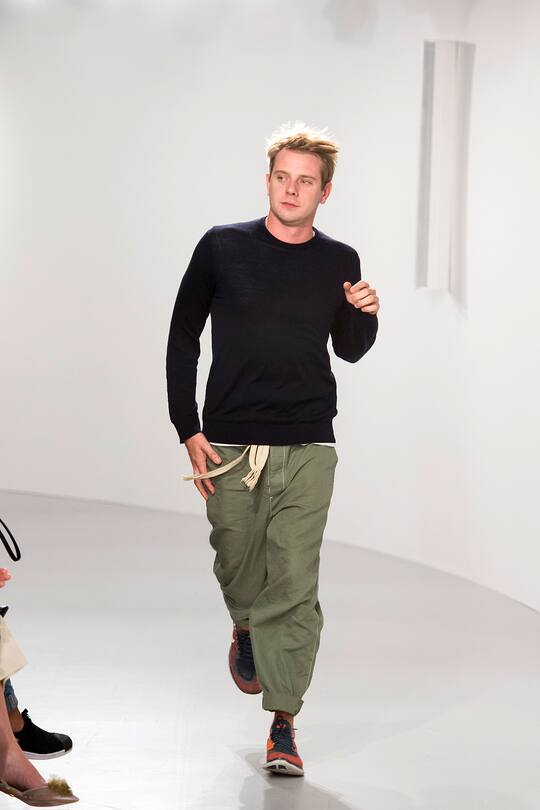 Look von der Loewe Frühjahr/Sommer 2018 Show in Paris