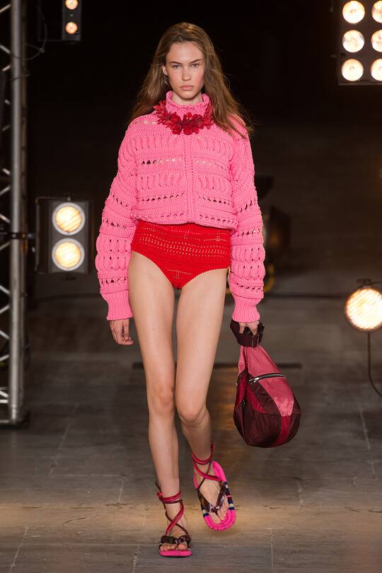 Look von der Isabel Marant Frühjahr/Sommer 2018 Show in Paris