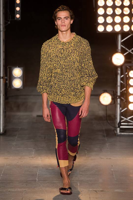 Look von der Isabel Marant Frühjahr/Sommer 2018 Show in Paris