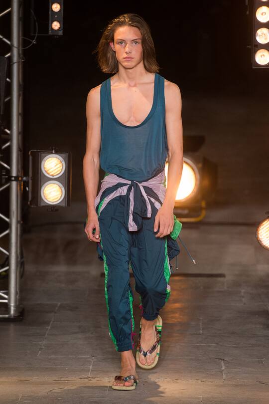 Look von der Isabel Marant Frühjahr/Sommer 2018 Show in Paris