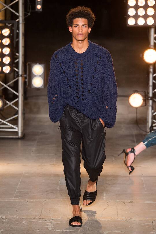 Look von der Isabel Marant Frühjahr/Sommer 2018 Show in Paris