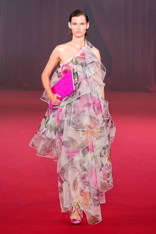 Runway-Bild der Off White Frühjahr/Sommer 2018 Show in Paris