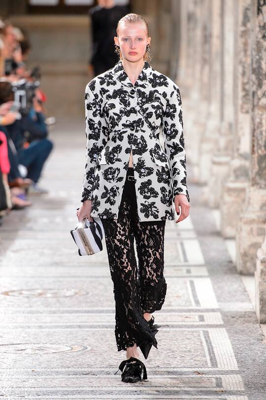 Runway-Bild der Proenza Schouler Frühjahr/Sommer 2018 Show in Paris