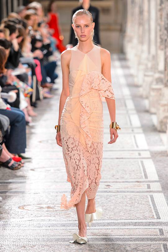 Runway-Bild der Proenza Schouler Frühjahr/Sommer 2018 Show in Paris