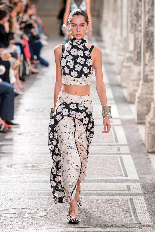 Runway-Bild der Proenza Schouler Frühjahr/Sommer 2018 Show in Paris