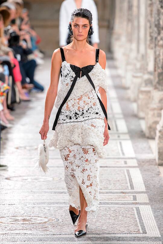 Runway-Bild der Proenza Schouler Frühjahr/Sommer 2018 Show in Paris