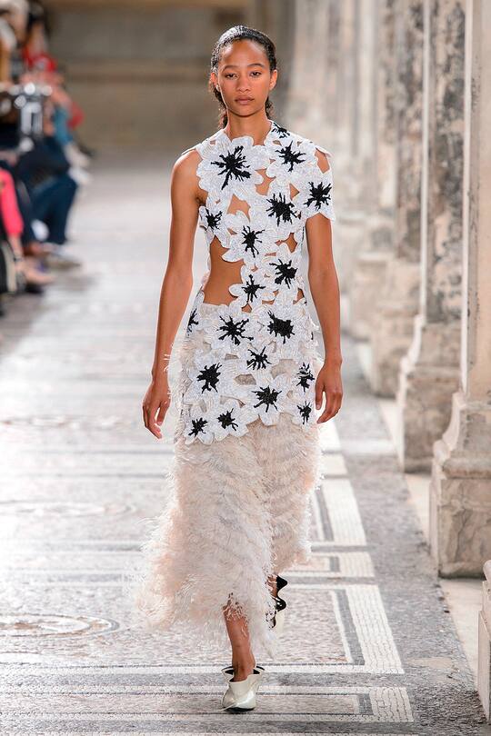 Runway-Bild der Proenza Schouler Frühjahr/Sommer 2018 Show in Paris