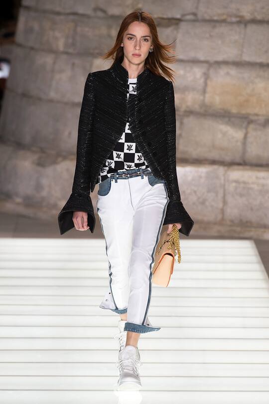 Runway-Bild der Louis Vuitton Frühjahr/Sommer 2018 Show in Paris