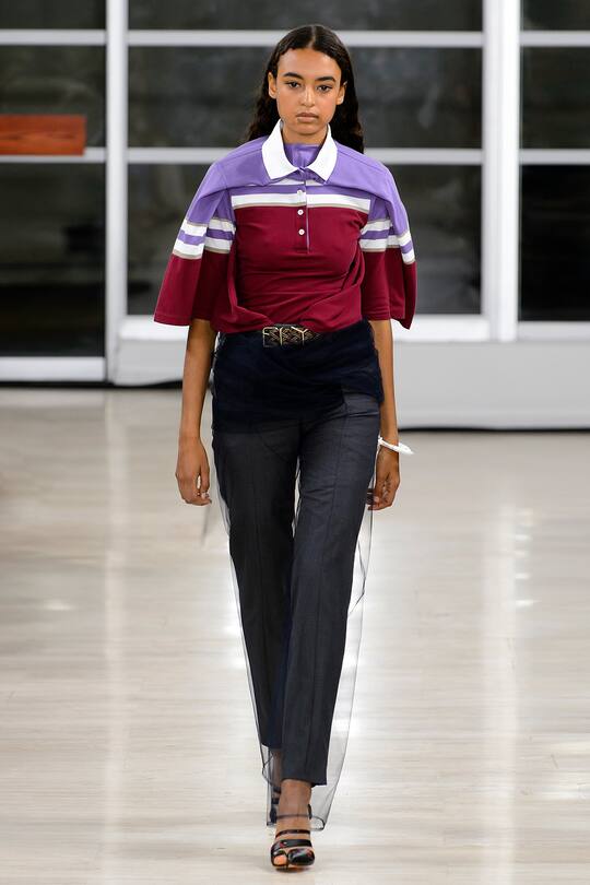 Runway-Bild der Y/Project Frühjahr/Sommer 2018 Show in Paris