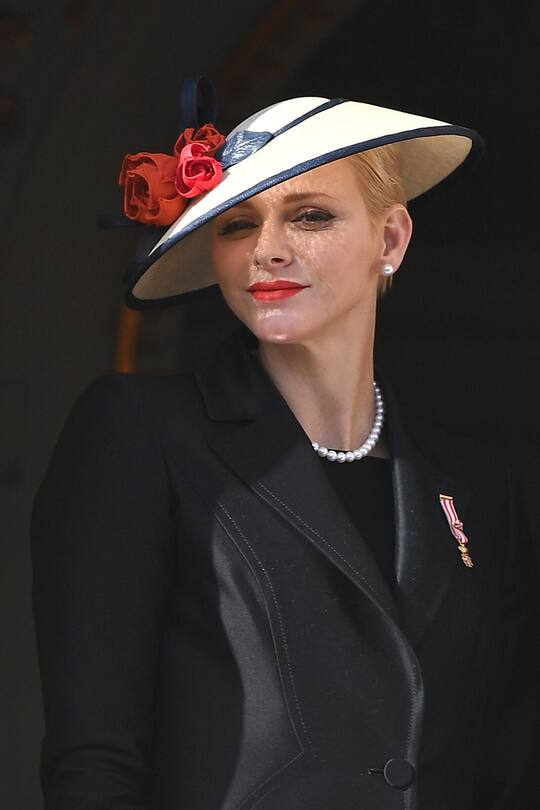 MONACO - NOVEMBER 19: Princess Charlene of Monaco appears on the balcony of the Monaco palace during the National day on November 19, 2016 in Monaco, Monaco. (Photo by Pascal Le Segretain/Getty Images)