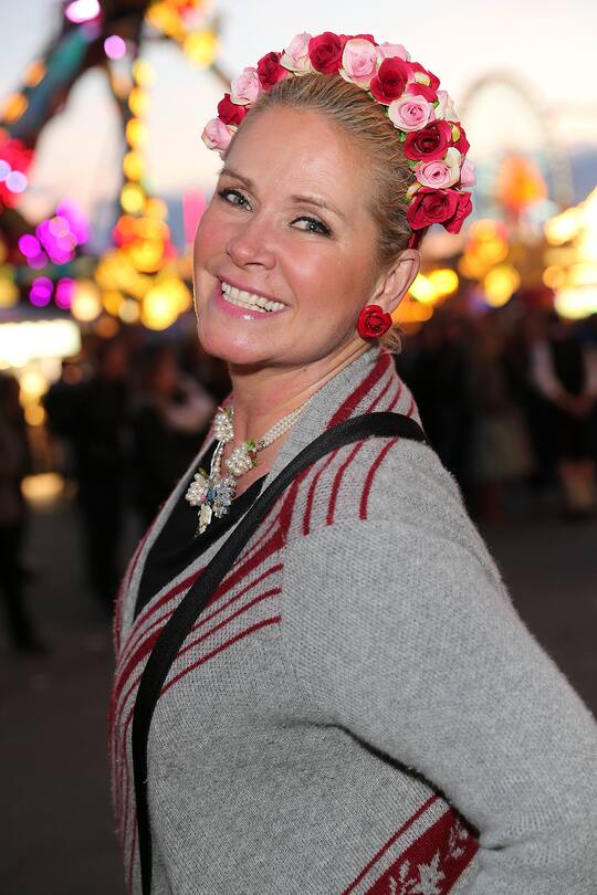Claudia Effenberg Facebook Instagram Frisur Dirndl
