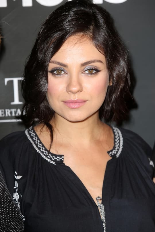 Mila Kunis Schauspielerin Porträt von 2016