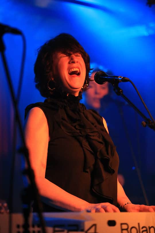 Benefizkonzert Martin Schenkel Sängerin Betty Legler