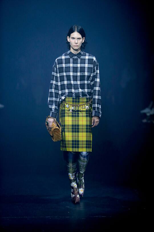 Runway-Bild der Balenciaga Frühjahr/Sommer 2018 Show in Paris.