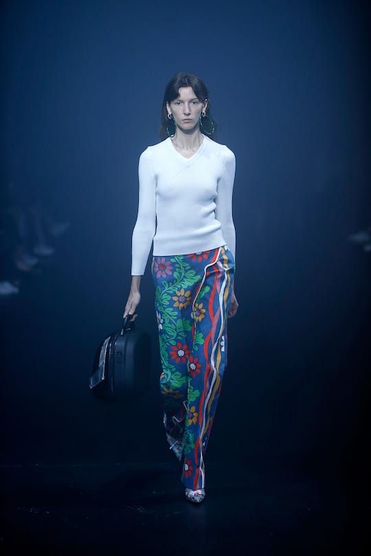 Runway-Bild der Balenciaga Frühjahr/Sommer 2018 Show in Paris.