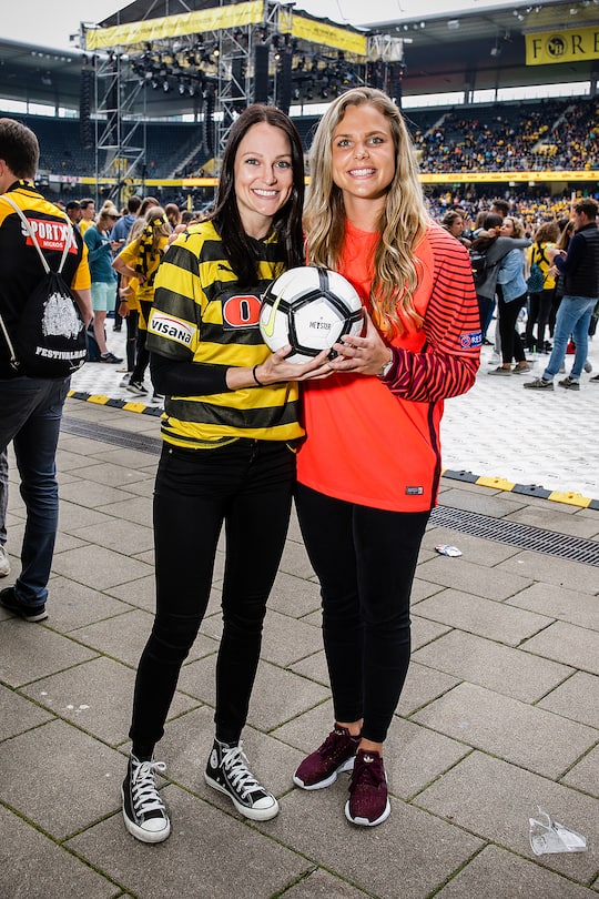 YB Meister Feier Bern Michele Stofer Sarina Schmied