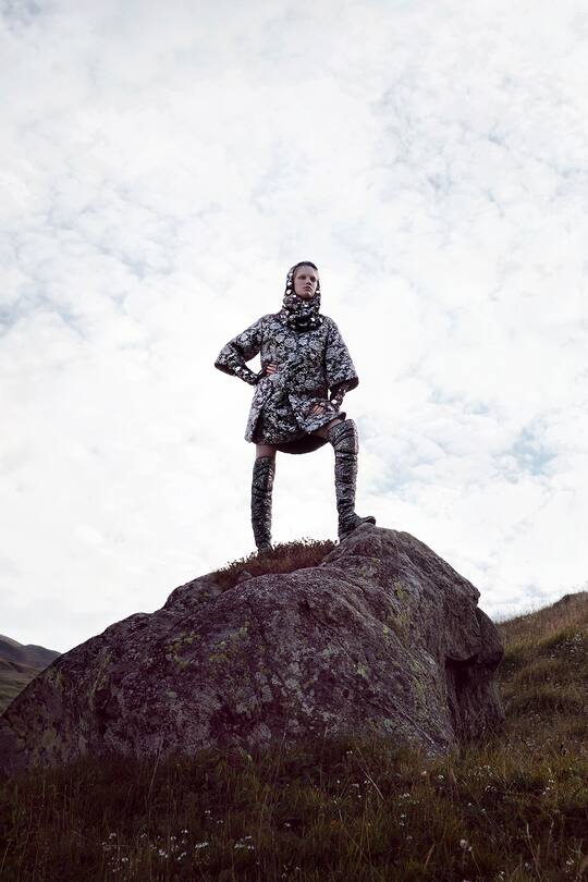 Editorial Die Pracht der Macht