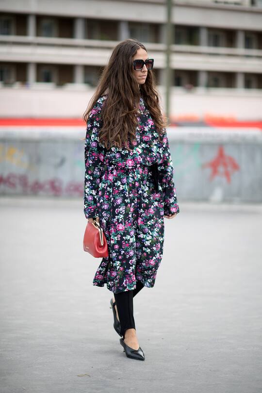 Street Style Trend Stirrup Trousers Steghose