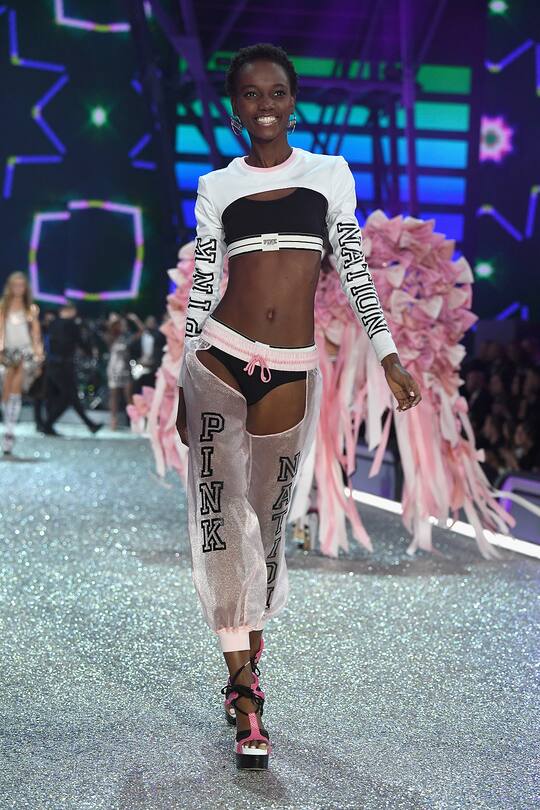 Victoria's Secret Show 2016 Paris