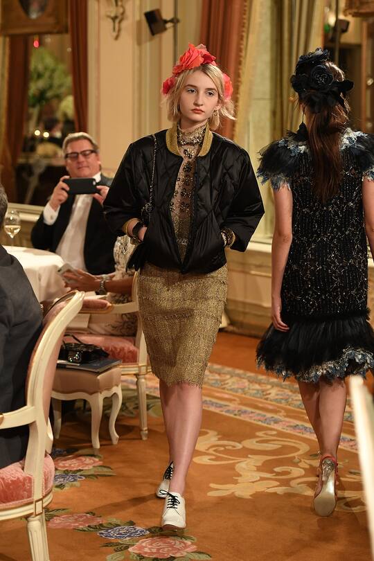 Chanel Collection des Metiers d'Art 2016/17 Paris Cosmopolite