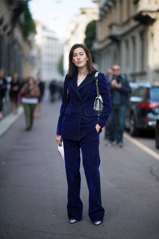 Street Styles zum Thema Anzug an der Fashion Week Mailand im September 2017