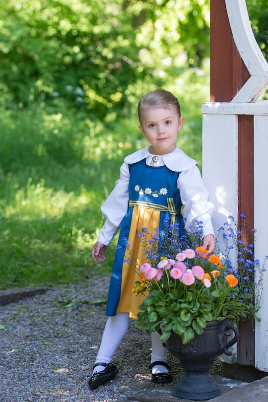 Prinzessin Estelle von Schweden News Facebook